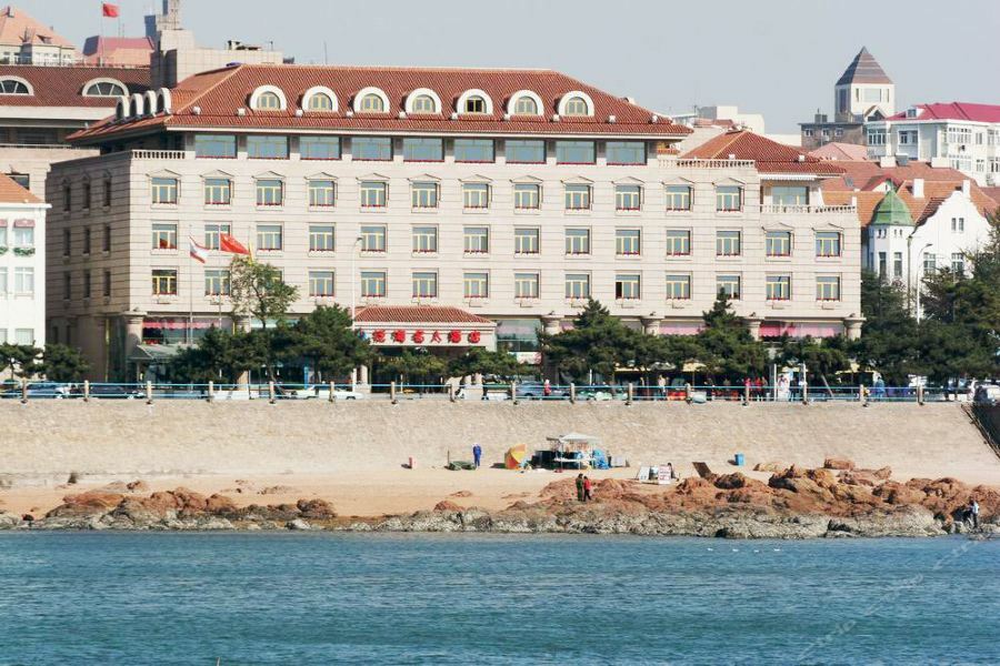 Qingdao Oceanwide Elite Hotel Exteriör bild